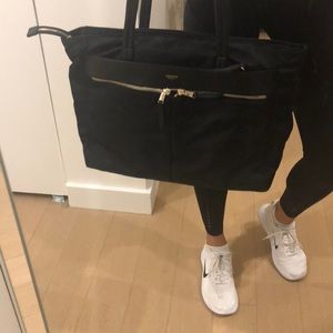 KNOMO London Women’s Mayfair Grosvenor Tote, Black